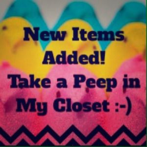 🐣 Take a peep in my closet for new items added!