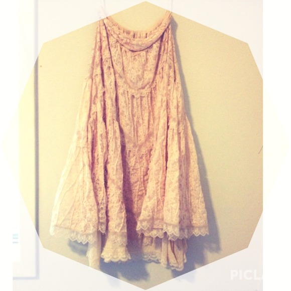 ☀️reduced☀️Free people lace full skirt