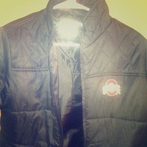 SALE! Ohio State quilted jacket. L but can fit M.