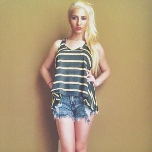Grey and yellow striped tank