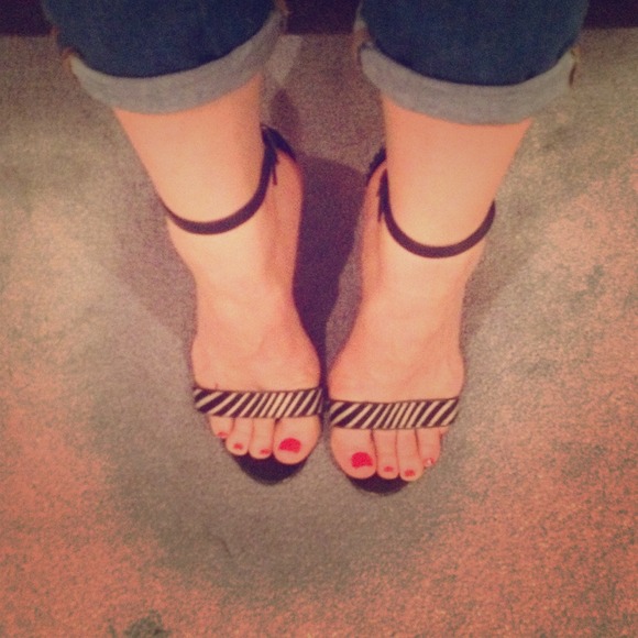 REDUCED! Kate Spade 8.5 Zebra Ankle Strap Stiletto