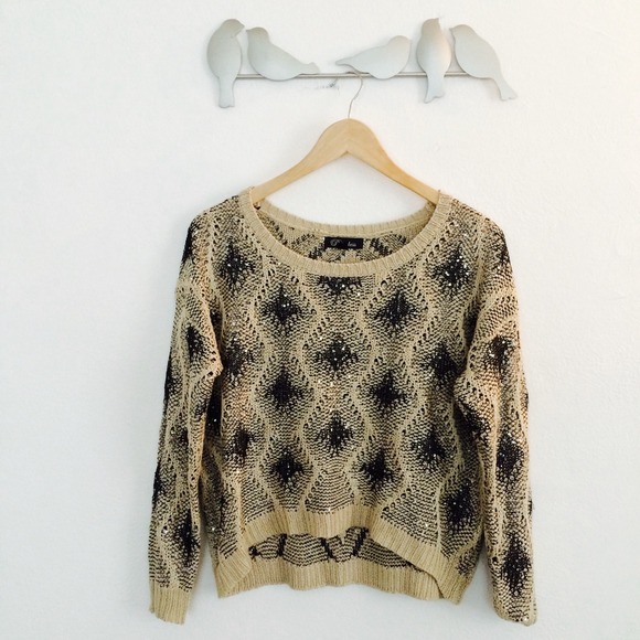 Knit cropped sweater