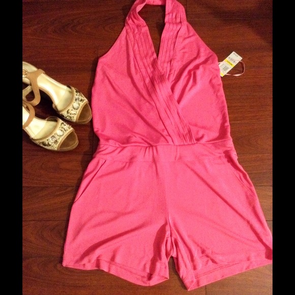 🚫🚫SOLD in bundle🚫🚫 - Picture 2 of 3