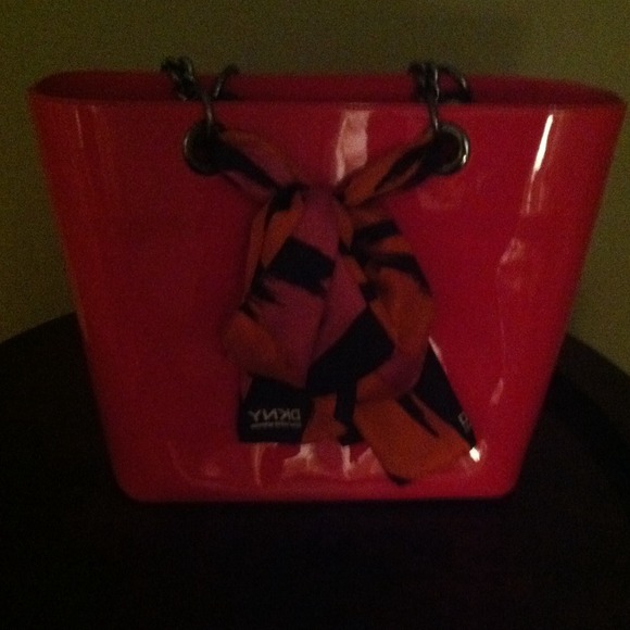 DKNY fuschia patent large tote