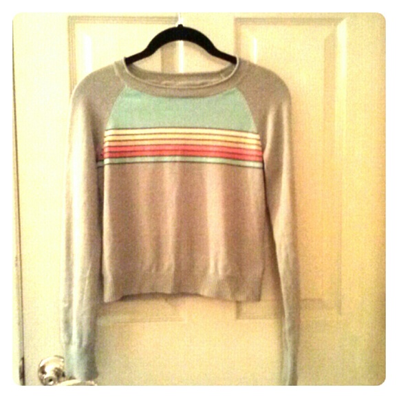 Retro gray sweater - Picture 1 of 3