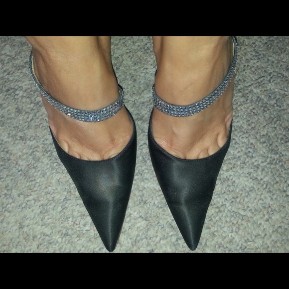 Nina Dyeable Black Dress Shoes