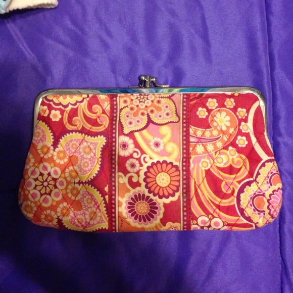 Vera Bradley snap top wallet