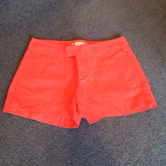 🚫SOLD🚫Bright coral shorts