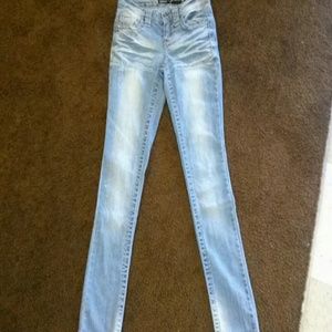 Light skinny jeans