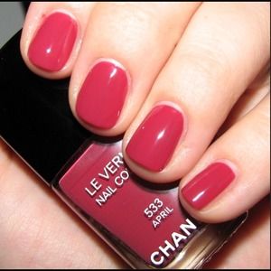 CHANEL LE VERNIS NAIL COLOUR in 533 April