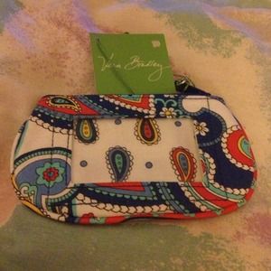 Vera bradley 3 purses & 1 cherry pendant bundle