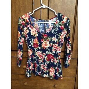 Floral Peplum Top!