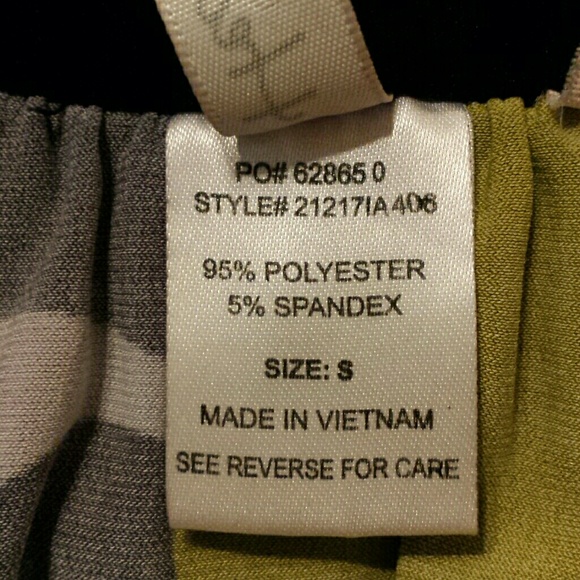 ● SOLD ●       Nice Tunic Blouse or Dress - Picture 3 of 3