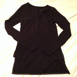 ON HOLD Lululemon black long sleeve top