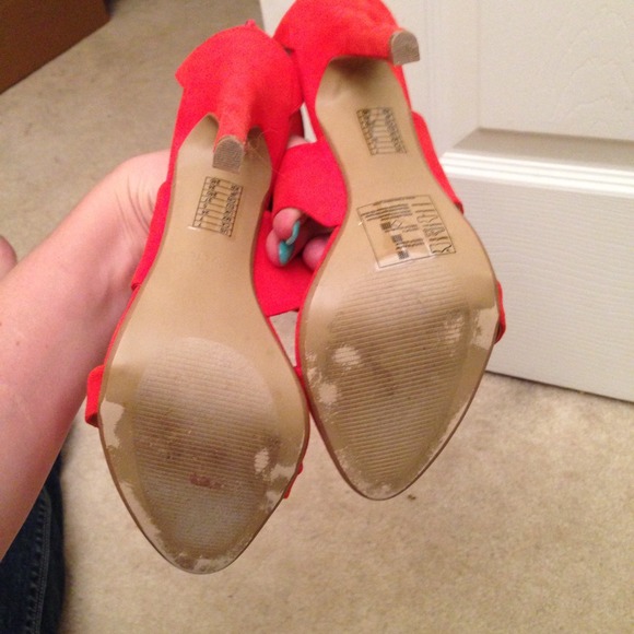 🚫SOLD in bundle🚫F21 faux suede sandal heels - Picture 3 of 3