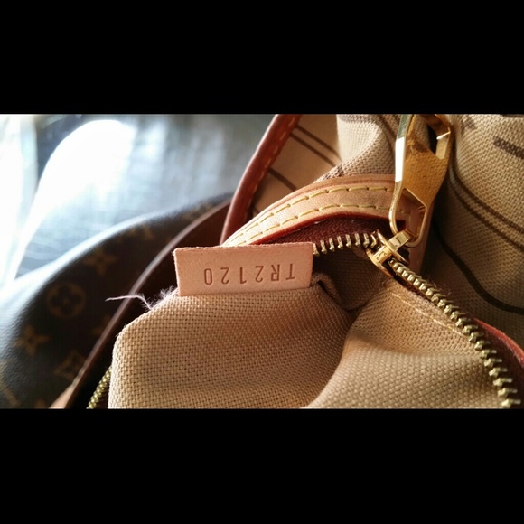 Louis Vuitton Delightful - Picture 4 of 4