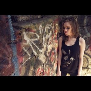 SANK. Apparel half cat skull tank