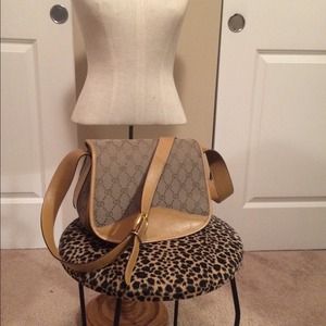 On hold 😍Authentic Vintage Gucci😍 ✂️$must go!!