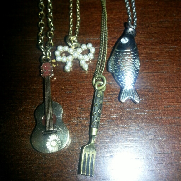 Small Necklace Bundle! - Picture 1 of 2