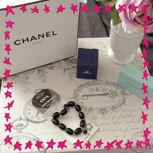 Onyx Safe Travel Beaded Bracelet