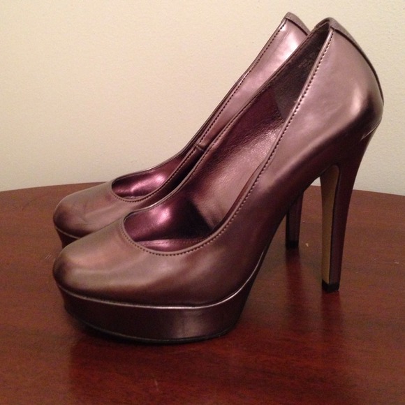 Bronze Elle Platform Pumps