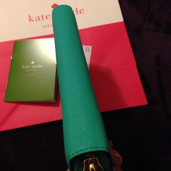 **SOLD**Kate Spade Neda Newbury Lane - Picture 4 of 4