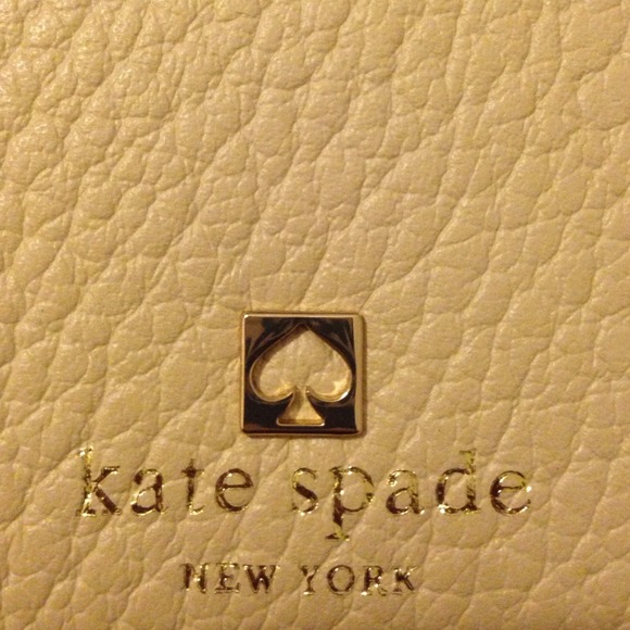 **SOLD**Kate spade Sandra southport avenue - Picture 2 of 4