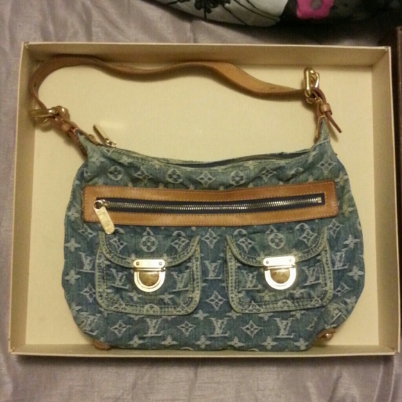 Traded!!!! Louis Vuitton handbag