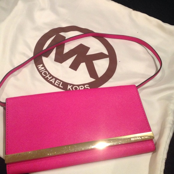 Michael Kors Handbags - Michael Kors Hot Pink Saffiano Clutch