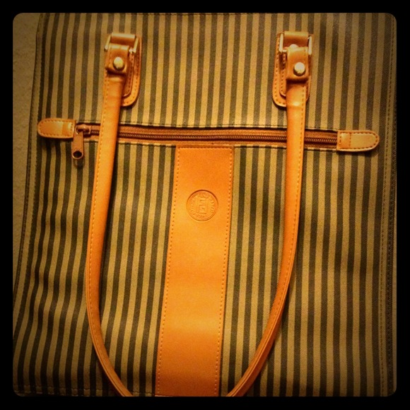 *SOLD on VINTED* Vintage Fendi inspired tote!