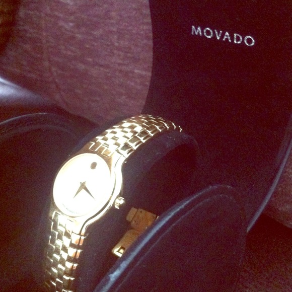 ✨✨💫Gold MOVADO watch w/mother of pearl face💫✨✨