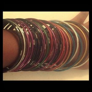 Banging Bangles 20 per order