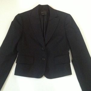 Black cropped blazer