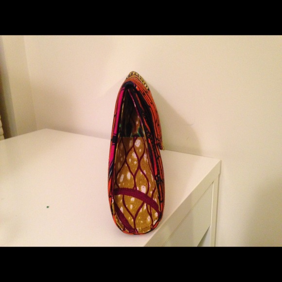 Clutch - Picture 2 of 3