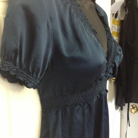 BCBG Navy Blue Silk Top - Picture 3 of 4