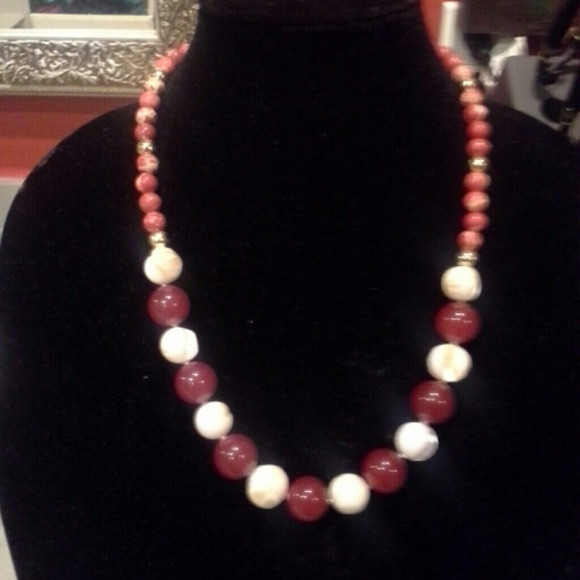 Jewelry - Picture 4 of 4