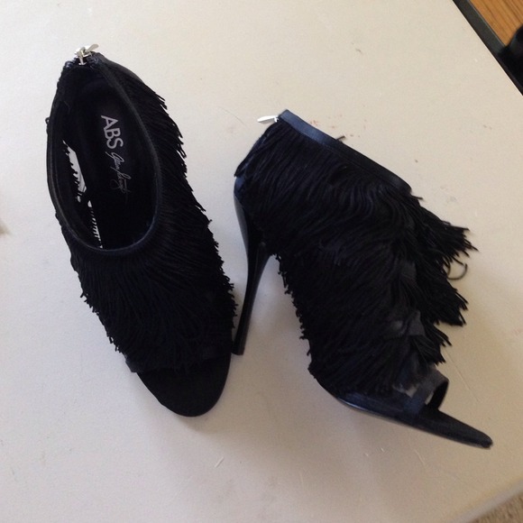 ABS by Allen Schwartz fringe booties size 9 1/2