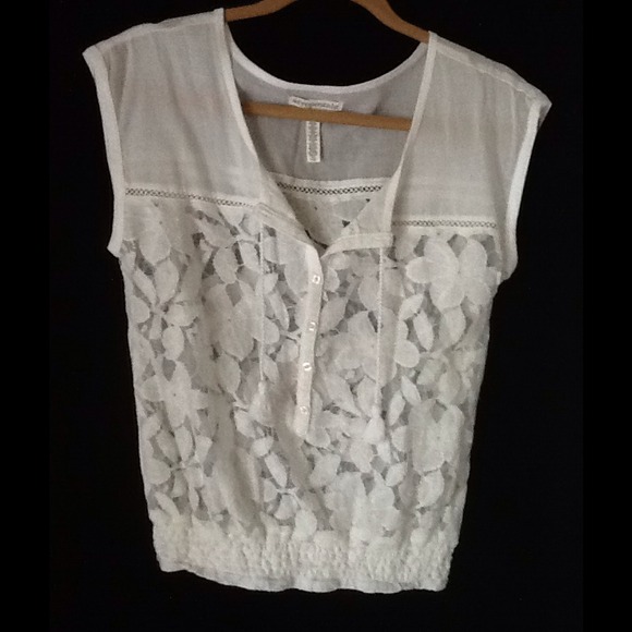 Areopostale top