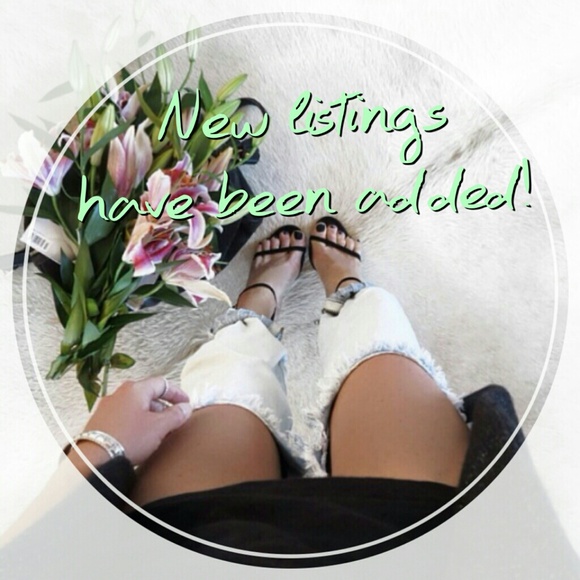 New listings have been added! Happy poshing!