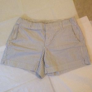 *SOLD* GAP Stripe Shorts - Size 4