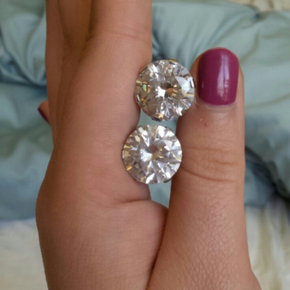 1/2 inch CZ Diamond Plugs