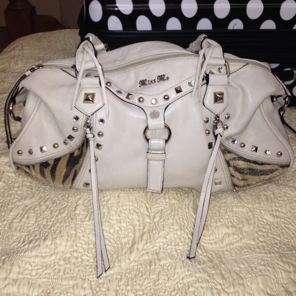 Miss me cream with zebra print