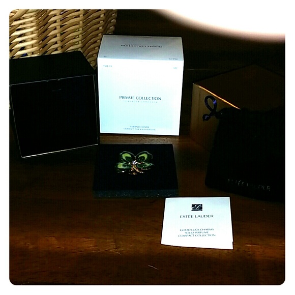 Estee lauder good luck charm solid perfume