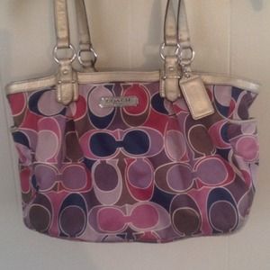 Coach handbag SOLD ON EBAY!