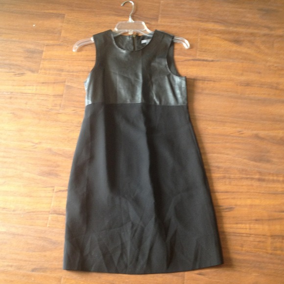 Vince Dresses & Skirts - ⬇⬇️Reduced Vince silk & leather dress⬇️⬇️⬇️