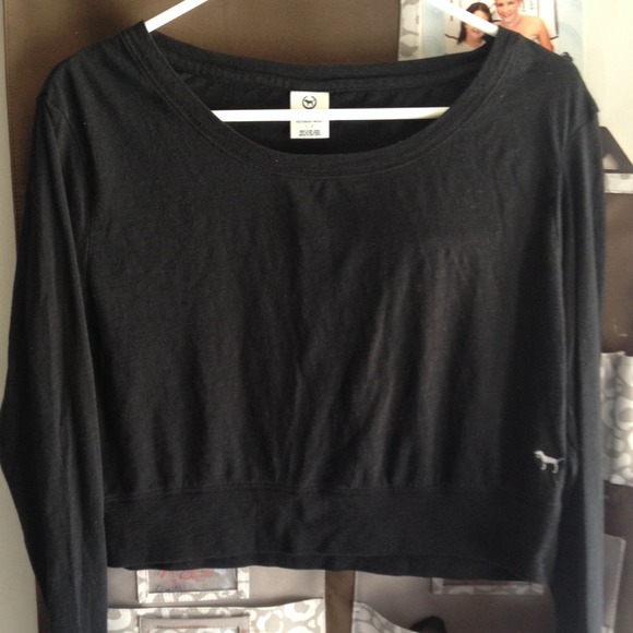 VS crop shirt