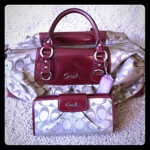 Coach purse with wallet