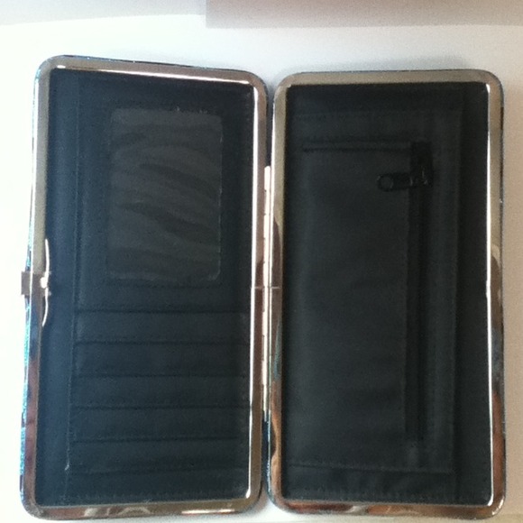 Wallet - Picture 2 of 3