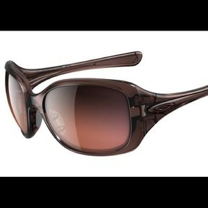 🔴SOLD🔴Oakley necessity