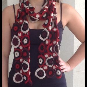 Circle scarf